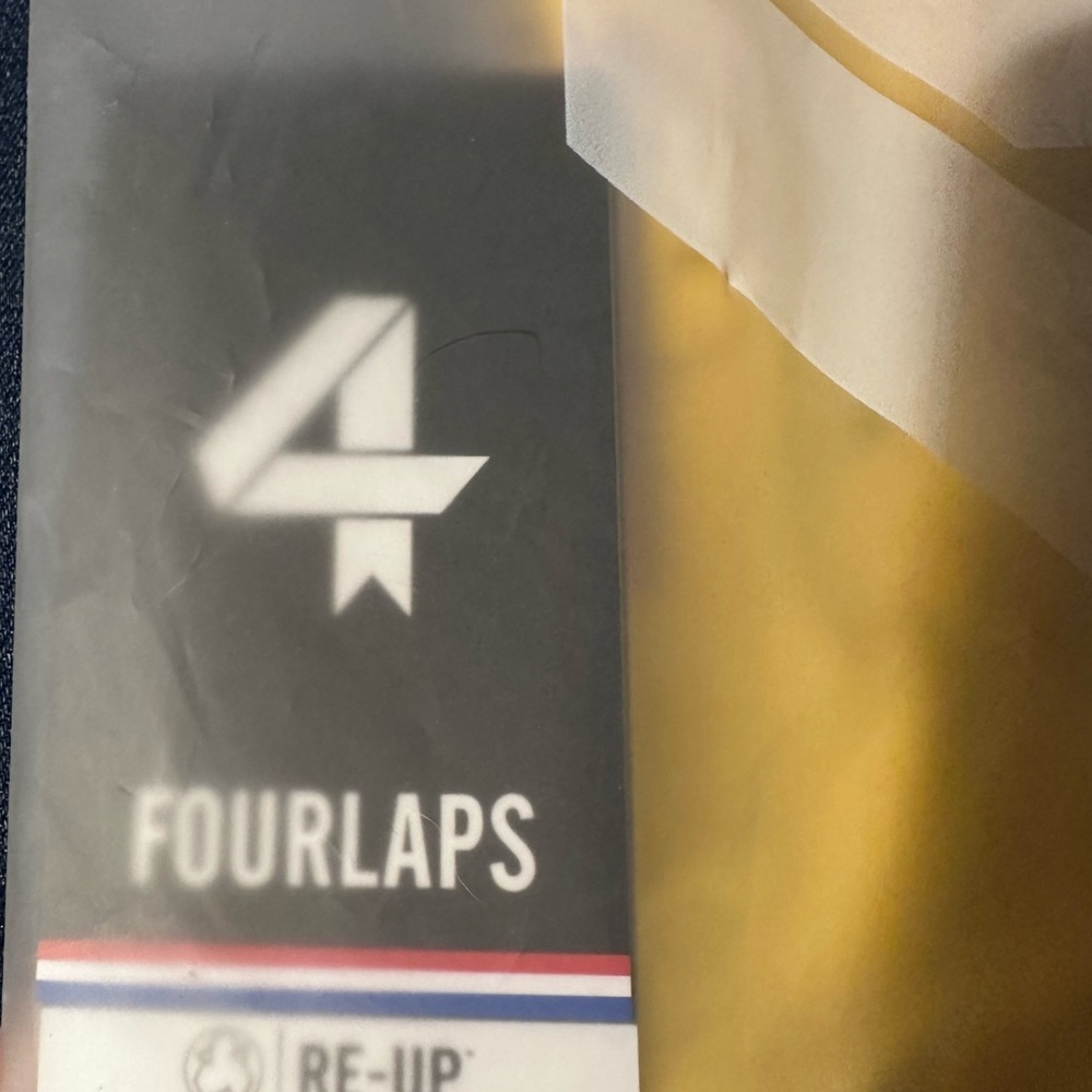 Fourlaps Curved Workout Tank Squash Yellow NWT - Small - Picture 6 of 7